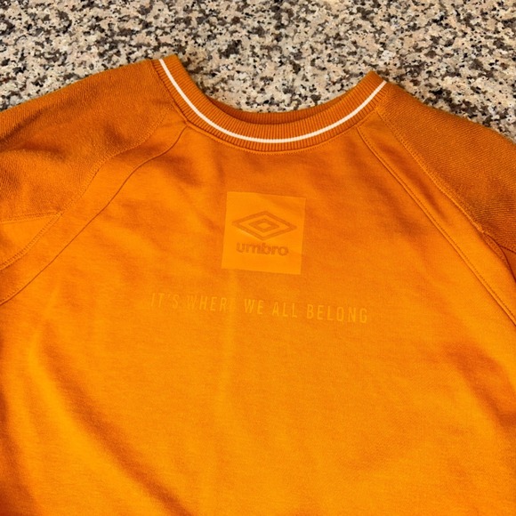 Umbro Womens Burnt Orange Cropped Sweatshirt Raglan Graphic Pullover Large - Picture 6 of 9